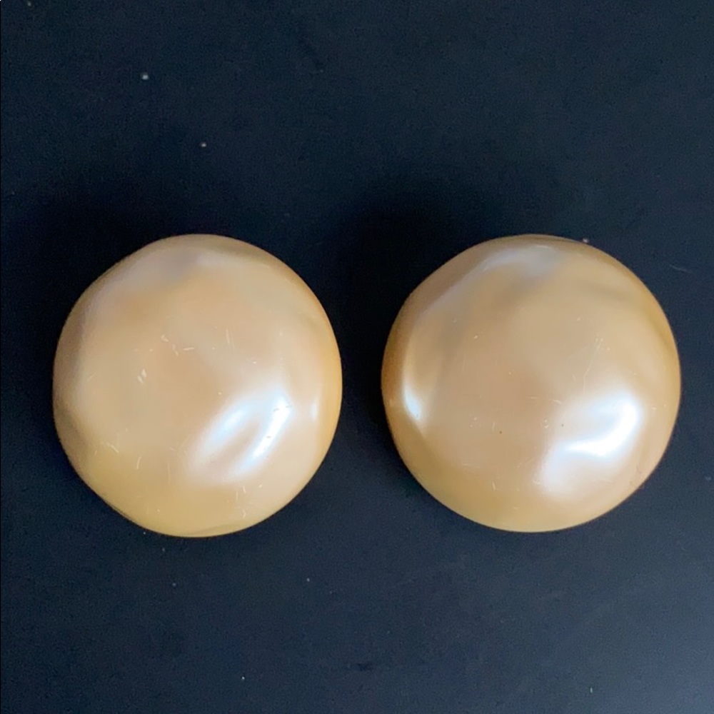 Vintage Carolee Pearl Clip on Earrings